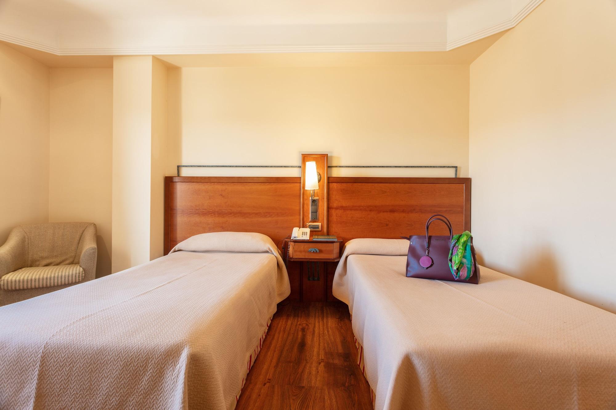 Hotel Abades גואדיקס מראה חיצוני תמונה