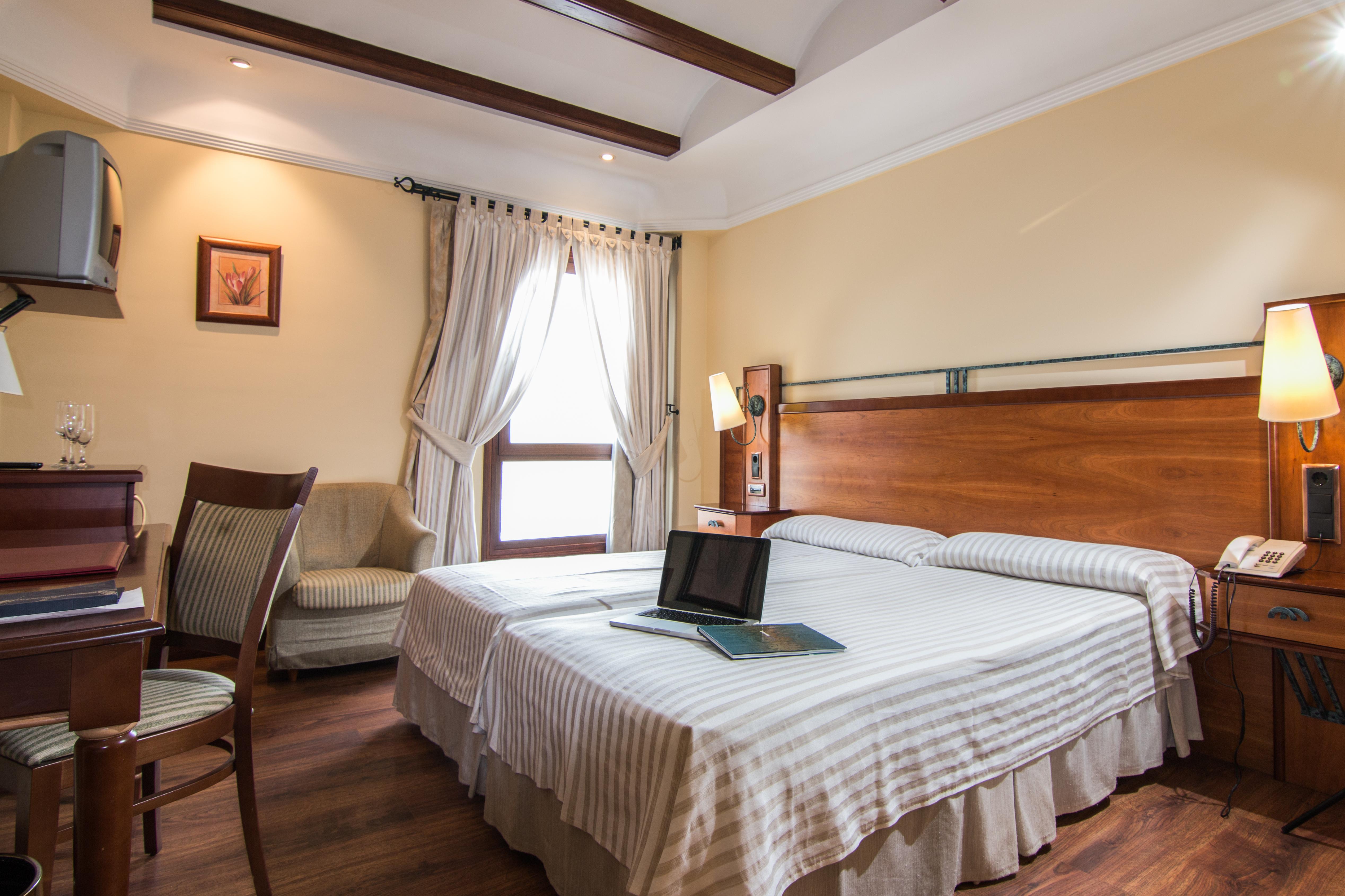 Hotel Abades גואדיקס מראה חיצוני תמונה