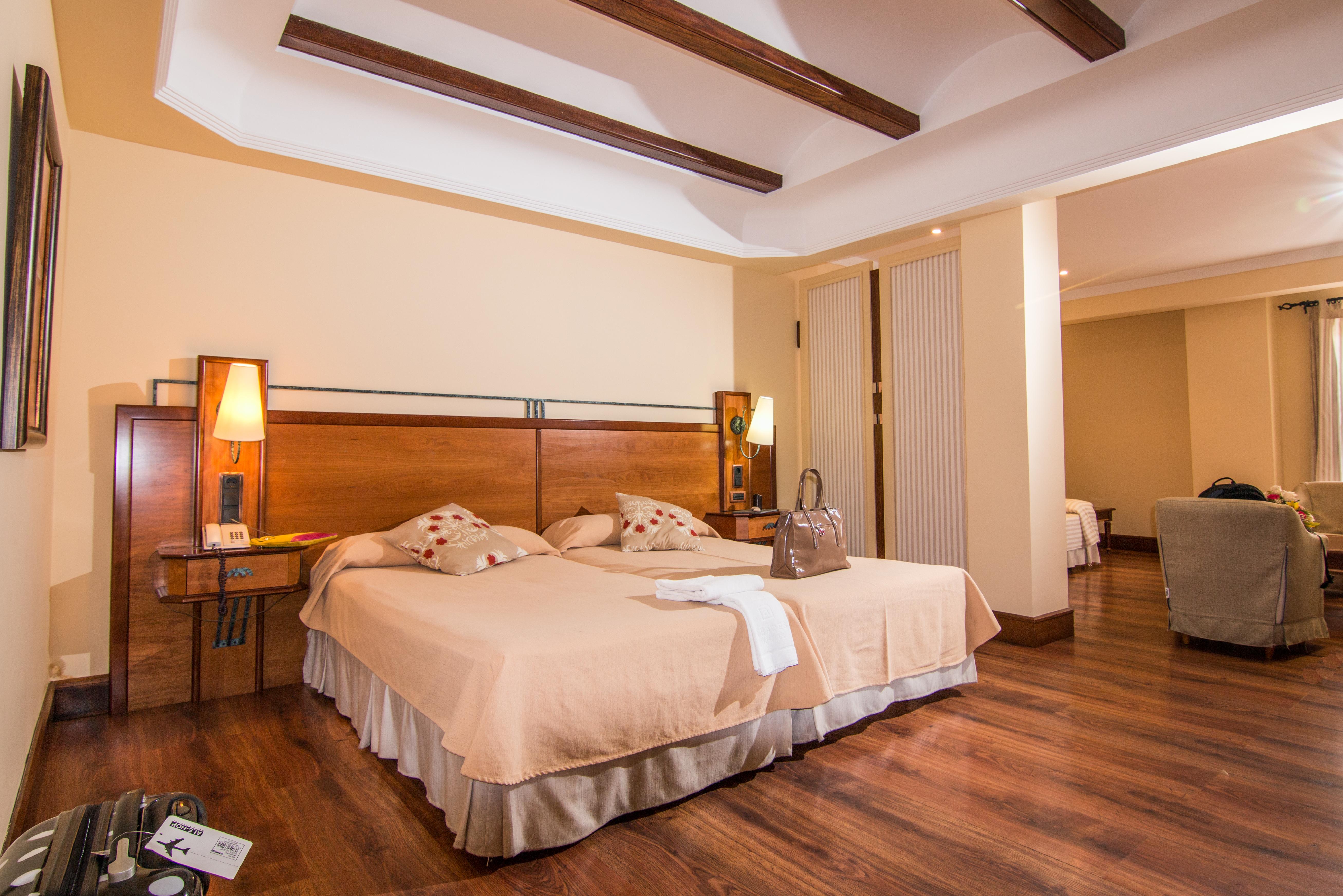 Hotel Abades גואדיקס מראה חיצוני תמונה